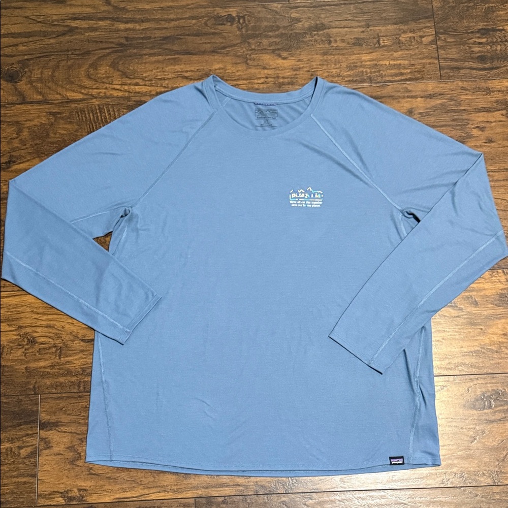 Patagonia Men's Light Blue Crewneck Sweater